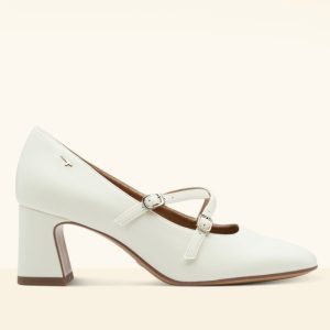 Sugar Step Pumps in Creme